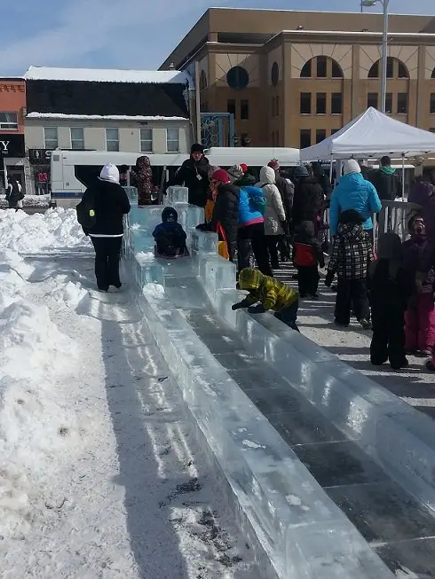 kids-free-sleigh-ride