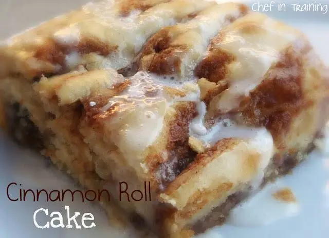 cinnamon-roll-cake1