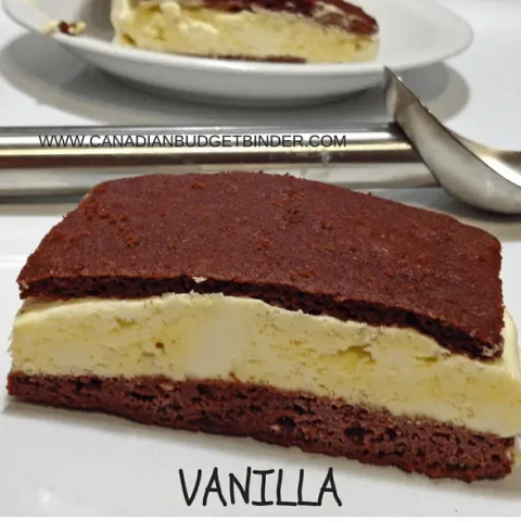 Keto Vanilla Ice-Cream Sandwich