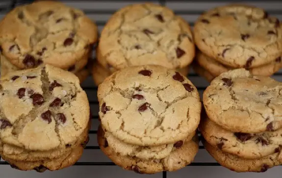 new-york-times-chocolate-chip-cookies